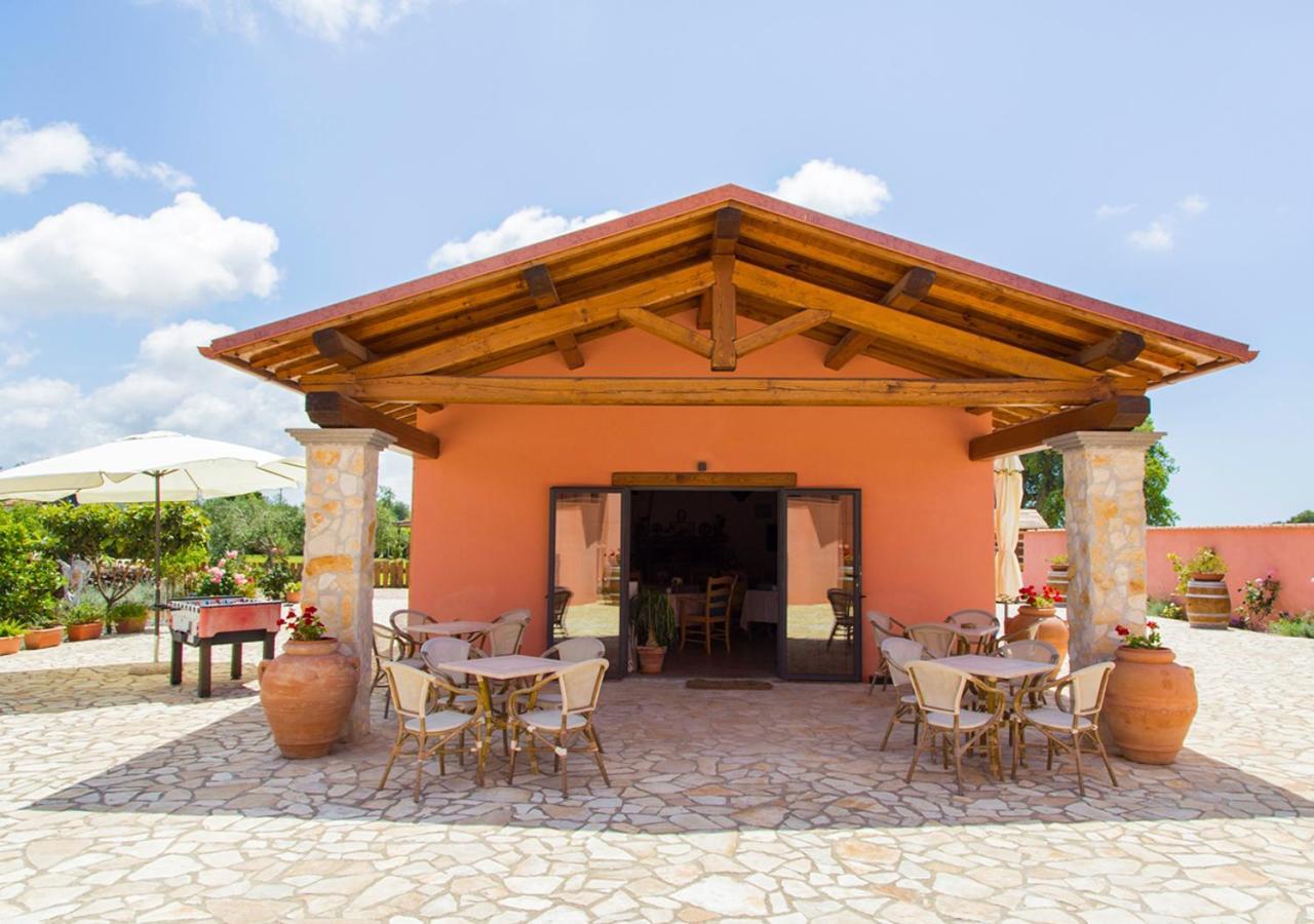 Casale La Rovere Montalto di Castro Luaran gambar