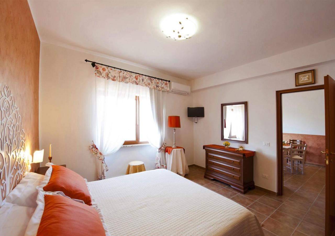 Casale La Rovere Montalto di Castro Luaran gambar